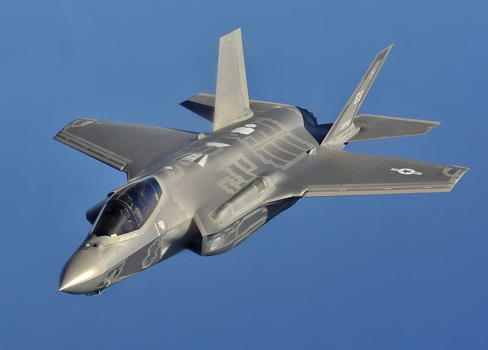After Germany Orders F-35 Fighters, Pentagon Report Calls the Plane Flawed