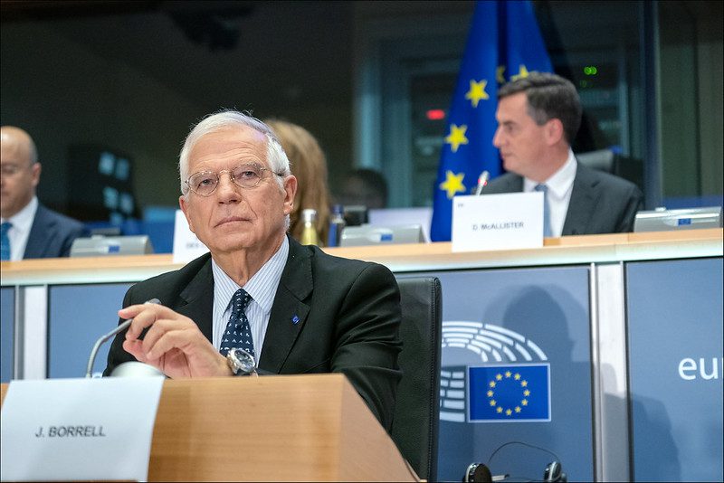 EU Faces Specter of Bosnia Breaking Up