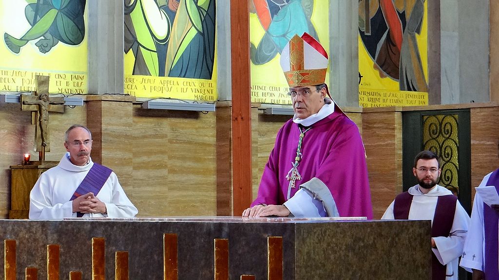 Vatican Accepts Paris Archbishop’s Resignation