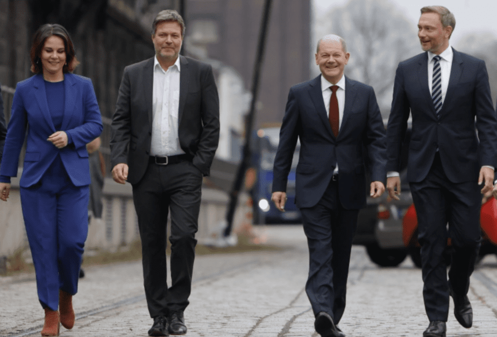 Germany’s New Leftist ‘Traffic Light’ Coalition to Enact Sweeping Pro-Mass Migration Policies