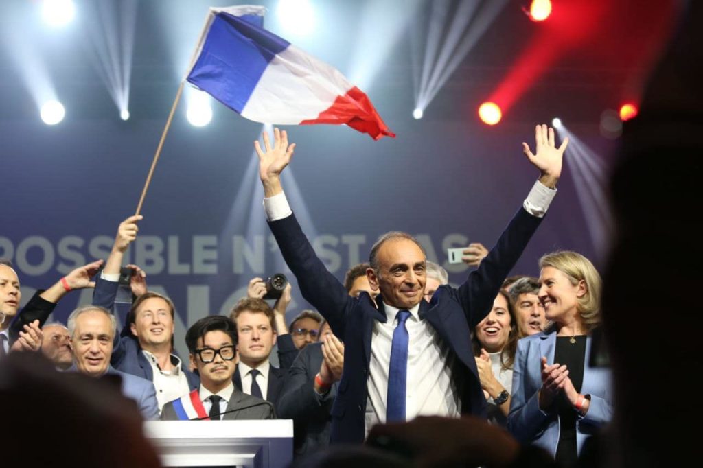 Eric Zemmour’s First Rally as Presidential Candidate a Success