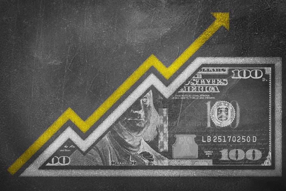 Dollar Gains on Euro and Sterling