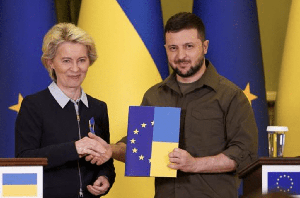 Von der Leyen Visits Kyiv to Make Progress on Ukraine’s EU Accession