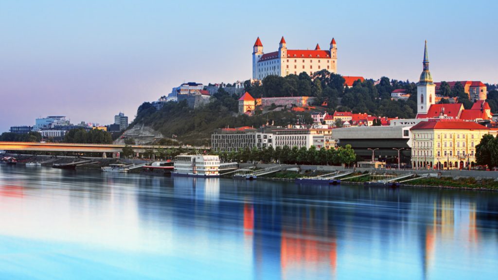 Central European Leaders Convene in Bratislava for Conservative Summit II 