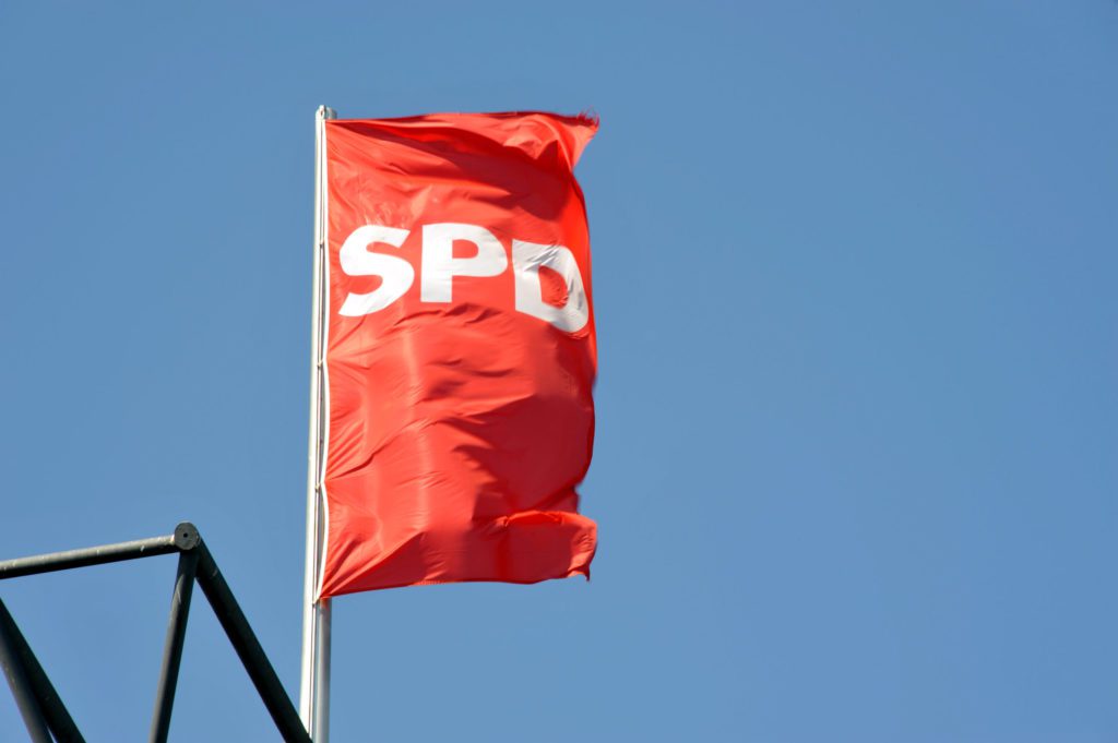 Germany: SPD Faction Calls for Peace Talks with Russia 