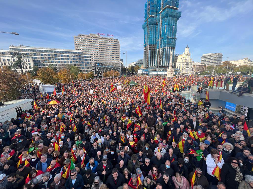 Tens of Thousands of VOX-Supporters Gather in Madrid