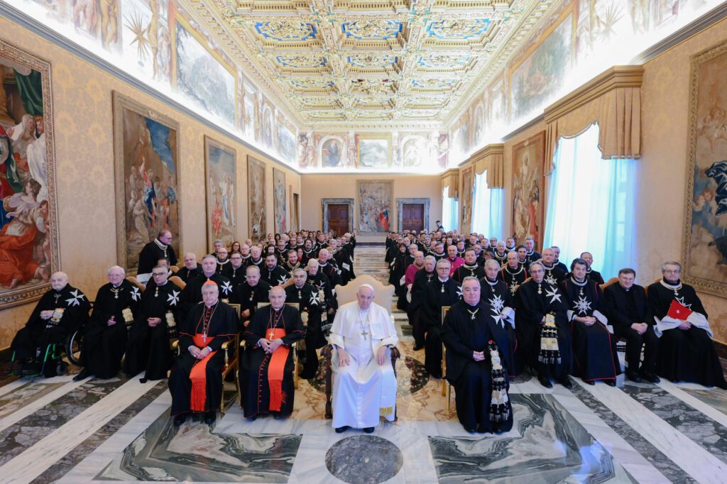 Order of Malta Makes Peace, Meets With Pope