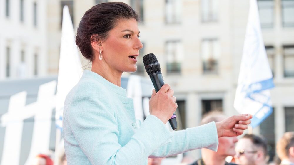 German ‘Die Linke’ MP Wagenknecht Quits Party