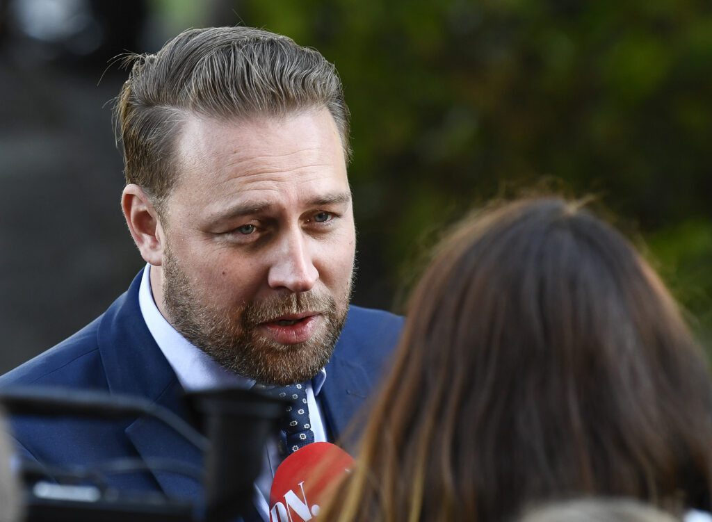 Sweden Democrats Threaten Government, Moved by EU Asylum Pact