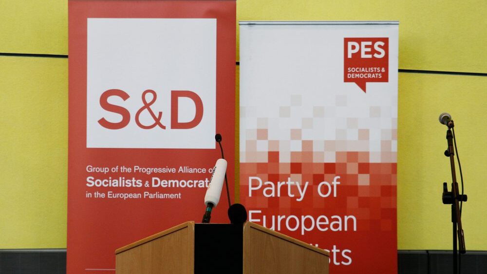 EU Socialists Threaten Boycott Over EPP’s Right-Wing Pivot