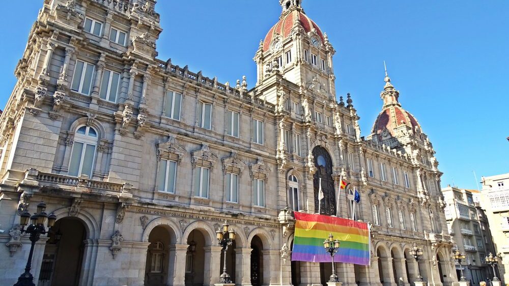 VOX-PP Coalition Bans LGBT Flag in Public Buildings in Náquera
