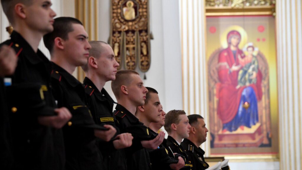 Russia Raises Conscription Age Amid Continued Ukrainian Counteroffensive