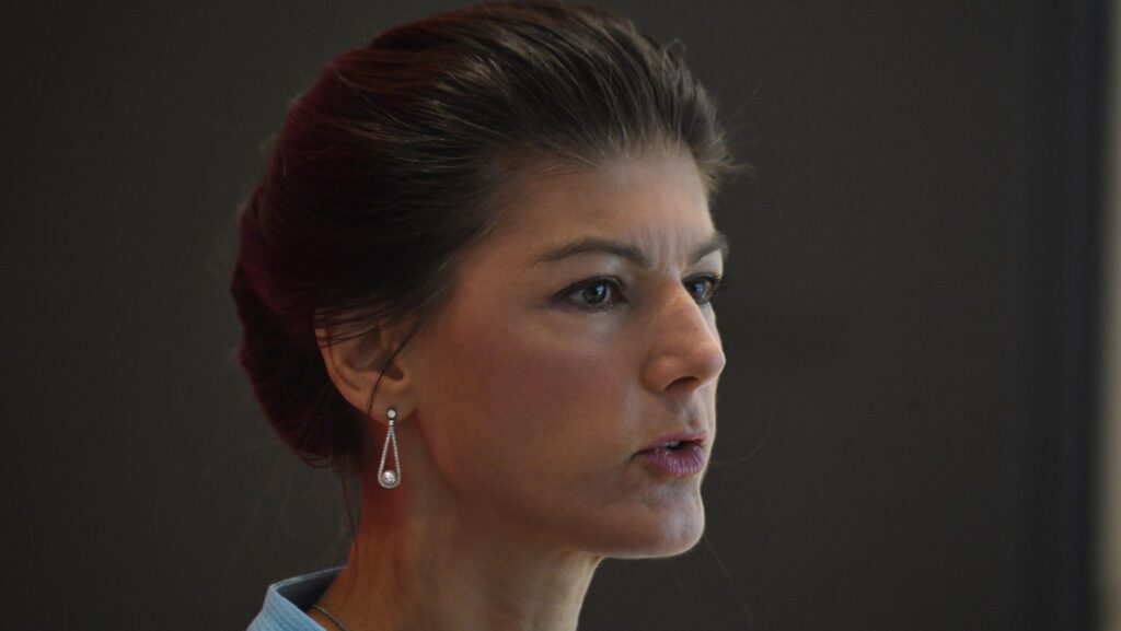 Wagenknecht May Establish New Left-Wing Anti-Globalist Party