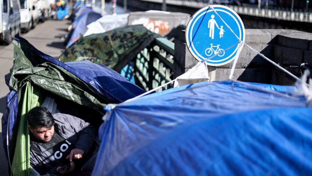 Belgian Court Overturns Ban on Shelter for Male Asylum Seekers