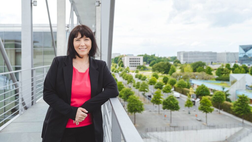 “Conservatives don’t set the tone in any German party”: An Interview with <strong>Joana Cotar</strong>
