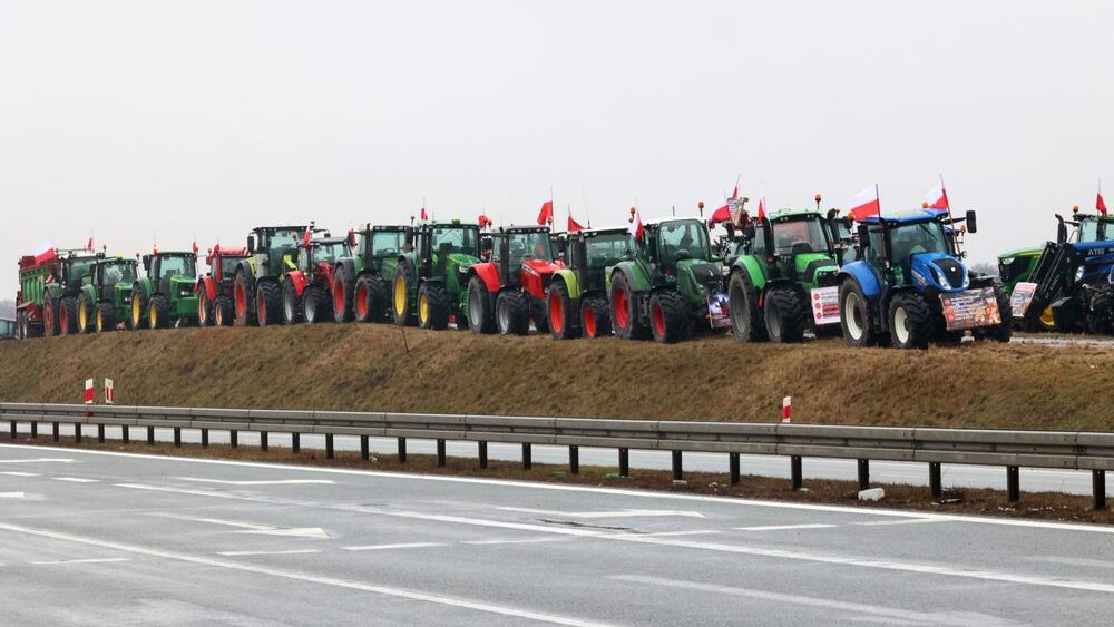 European Farmers United in Fight Against Prohibitive ‘Green’ Regulations, Cheap Imports