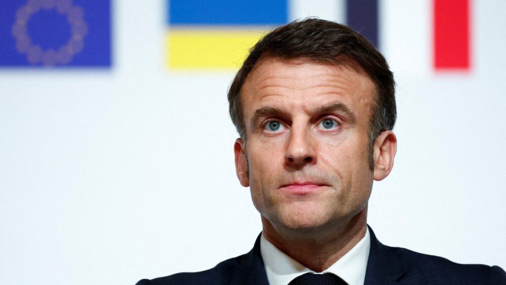 Macron Doubles Down on Unlimited Ukraine Support at Meeting With Party Leaders