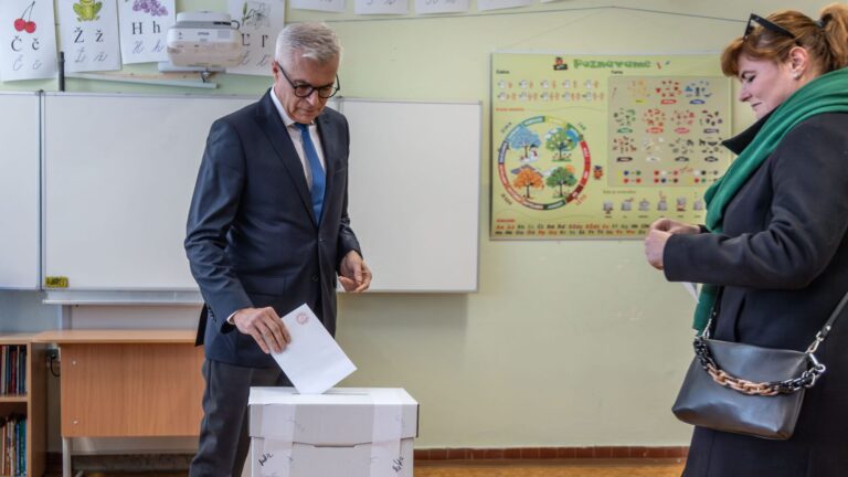 Slovakia: April Run-Off Vote To Determine  Presidential Election