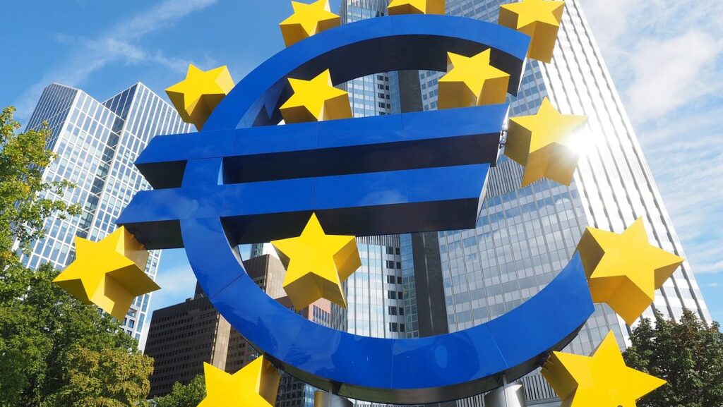 Euros & Dollars: ECB Issues Grim Economic Outlook