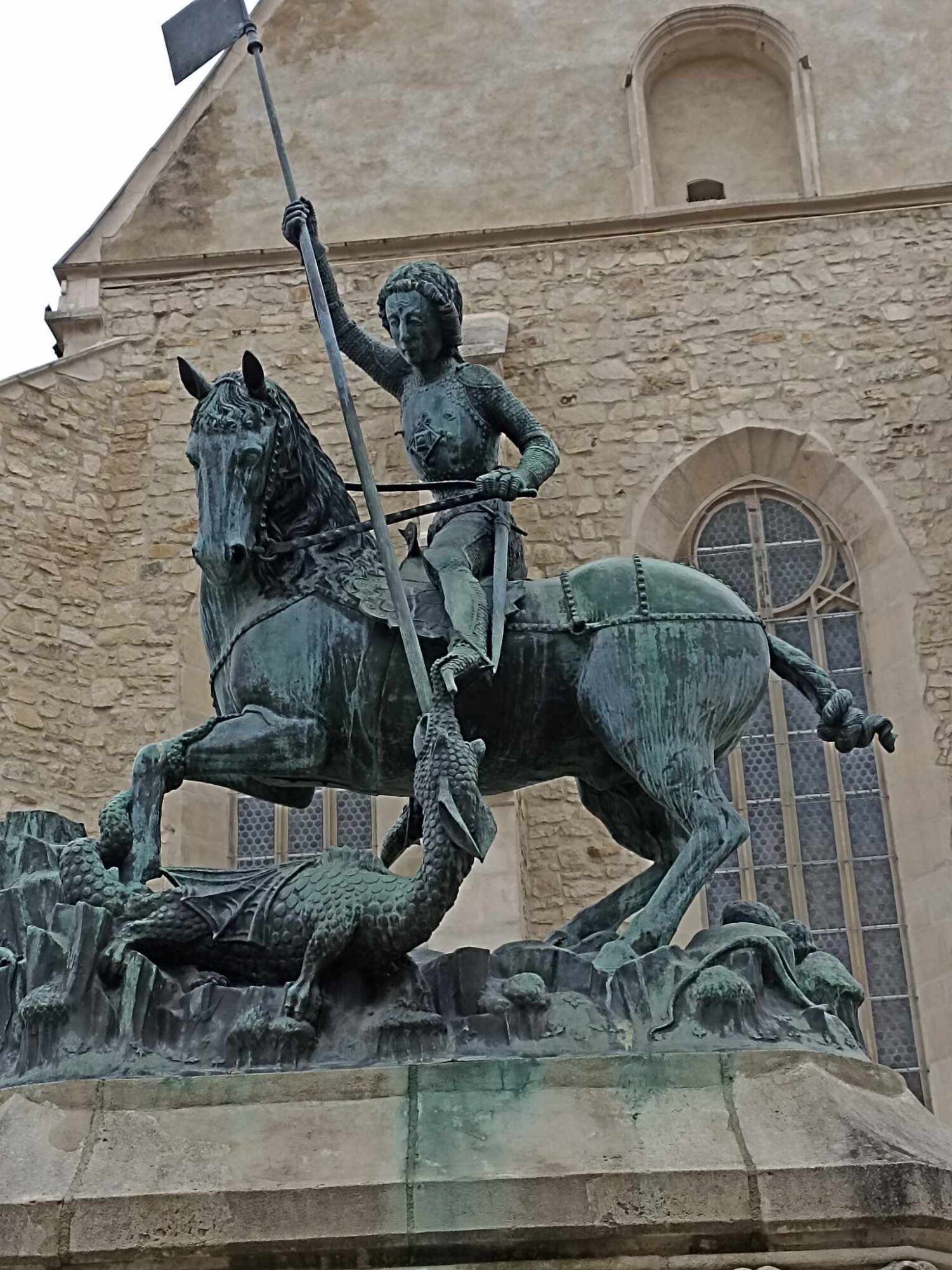 UK: Met Police Clash with St. George's Day Crowd, Fueling 'Two-Tier ...