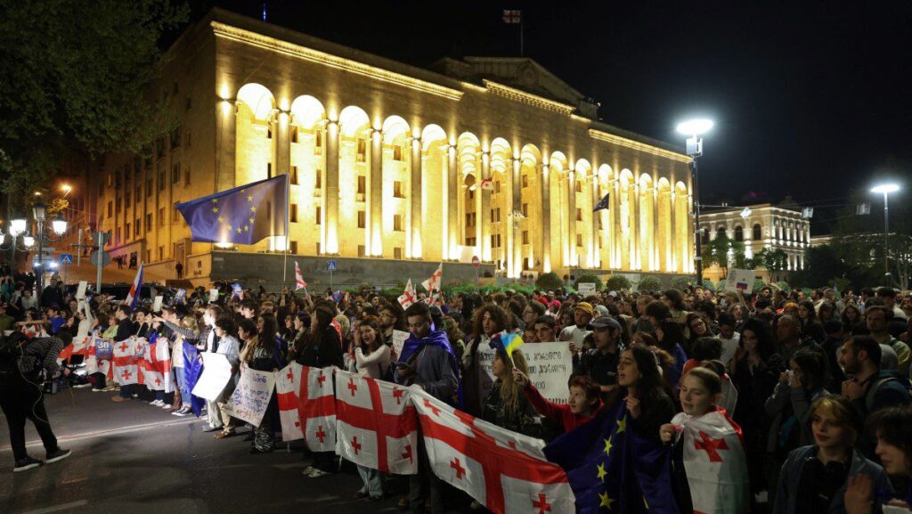 Georgia’s Elites Decry Color Revolution As Pro-EU Riots Rock Tbilisi