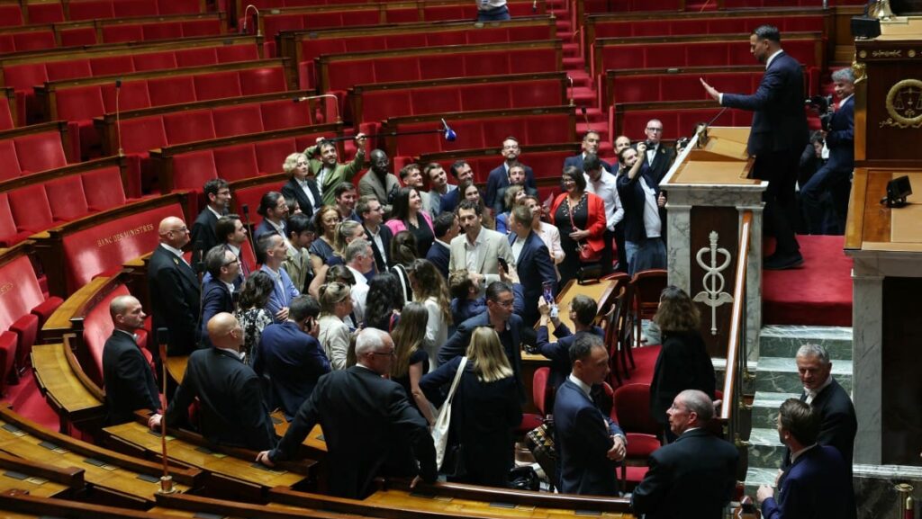 French Left Floundering in Chaos
