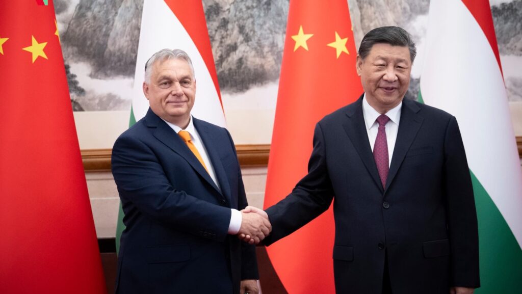 Orbán: “China Has a Peace Plan, America Has a War Policy”