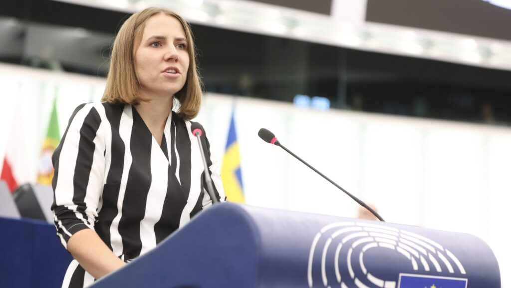 Patriots for Europe Group Welcomes Two New MEPs From Poland