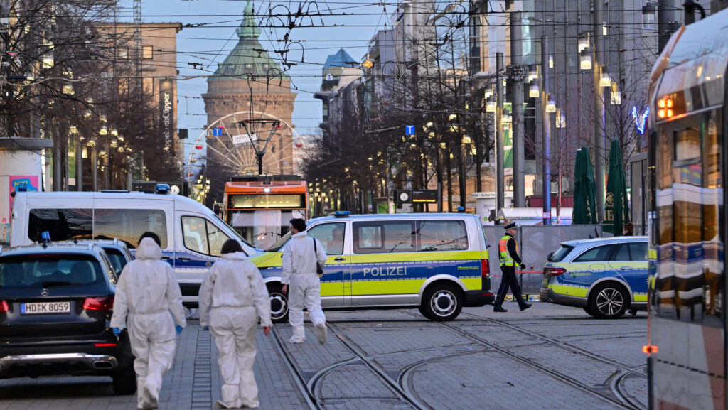 Mannheim Attacker Adopts Islamist Tactics Despite No Extremist Ties