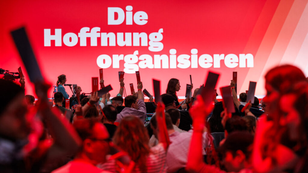Delegates vote during the federal party congress of Germany's The Left (Die Linke) party in Chemnitz, eastern Germany, on May 9, 2025