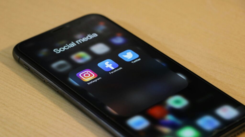 Disguised “Agitators”: German Spy Agency Runs Thousands of Fake Social Media Accounts