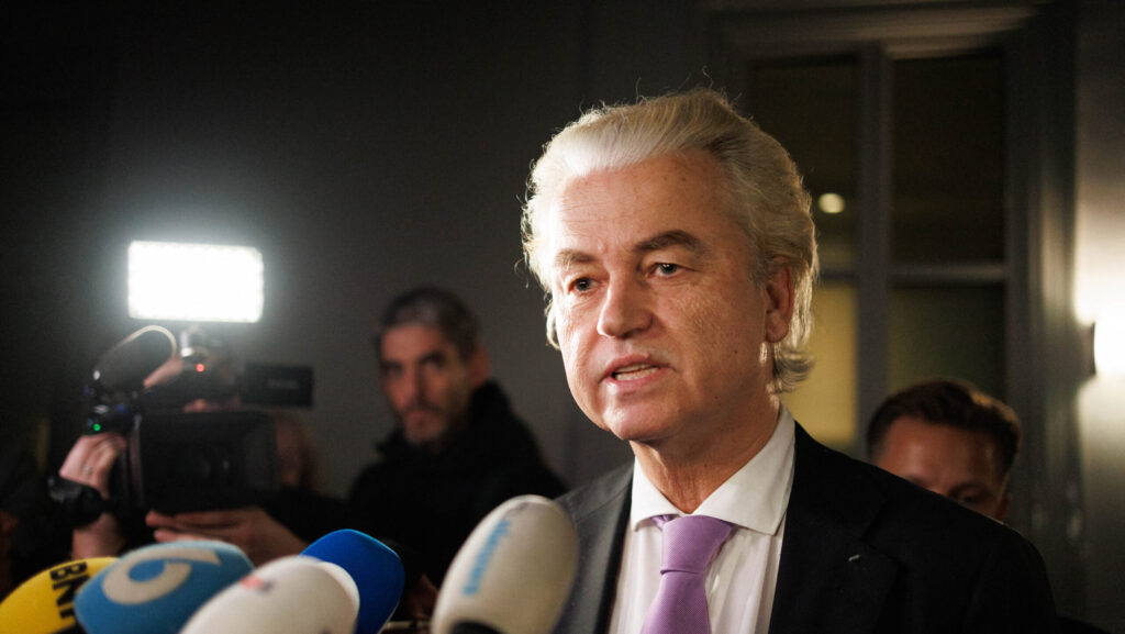 Wilders Vows To Ban Islamic Schools in New Election Push