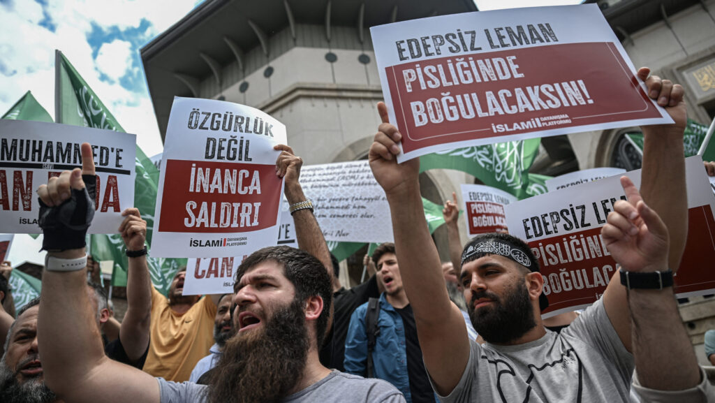 Charlie Hebdo Goes East: Turkey Jails Cartoonists as Mobs Chant ‘Revenge’