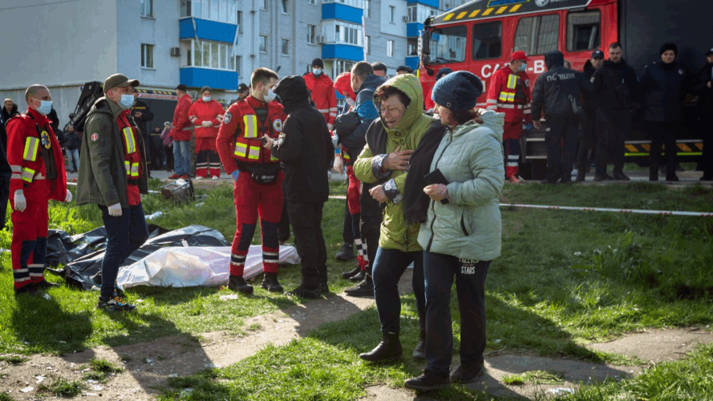 Russian Missile Strikes Kill 20, Ukraine Drone Attack One in Overnight Attacks