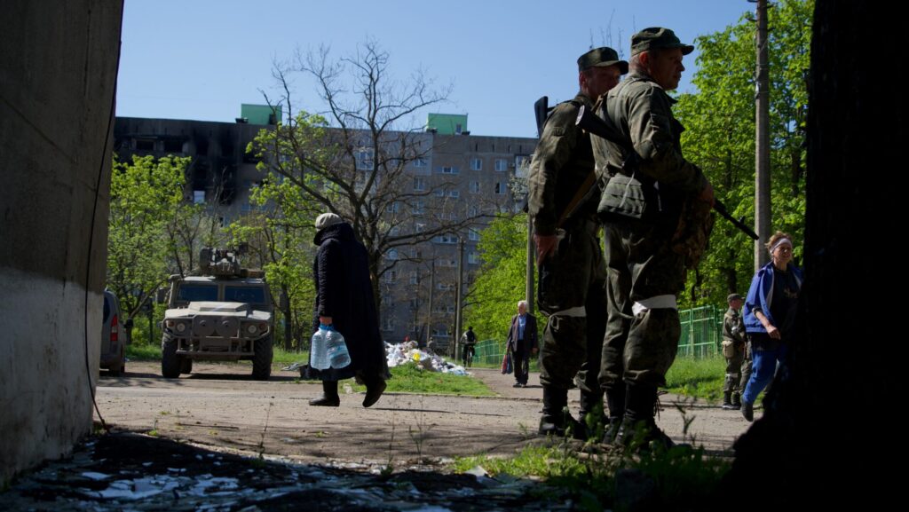 Russian Troops Seize Villages in East Ukraine