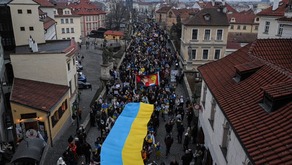 Poll: 3 in 5 Czechs Say Country Has Taken Too Many Ukrainians