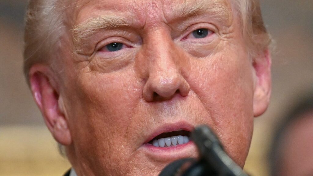 Donald Trump on July 31, 2025, in the White House in Washington, D.C.