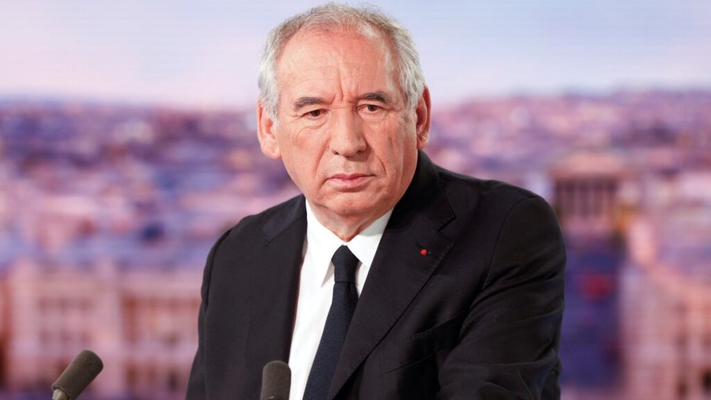 French PM Warns Against Snap Elections Amid Political Crisis