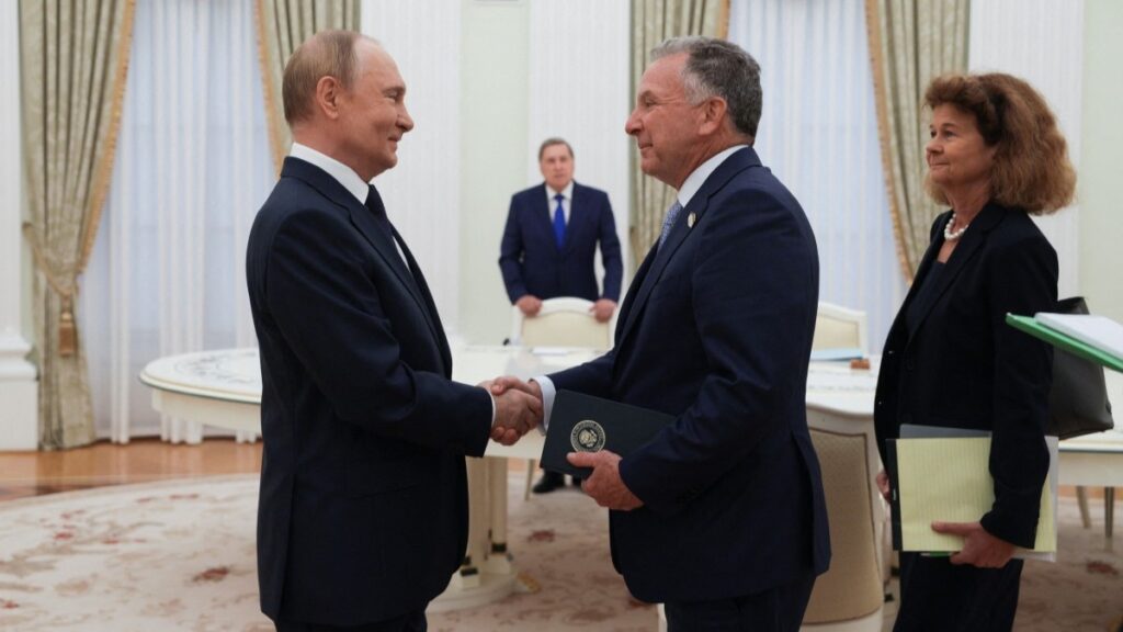 Trump Envoy Meets Putin in Moscow as August 8 Ceasefire Deadline Nears