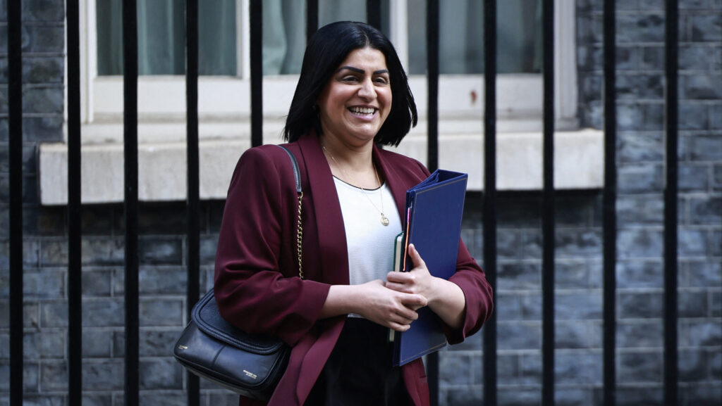 UK Threatens Visa Cuts for Countries Refusing Migrant Returns