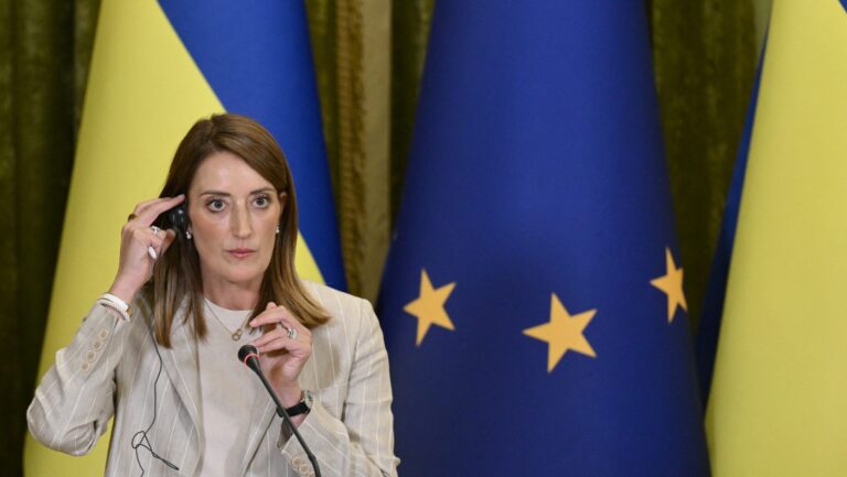 Metsola Urges Ukraine Reforms as EU Accession Talks Remain Stalled