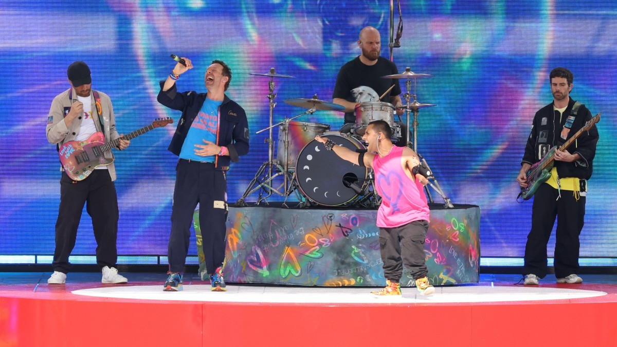 British band Coldplay and Australian singer Emmanuel Kelly perform during the halftime show of the FIFA Club World Cup 2025 final football match at the MetLife Stadium in East Rutherford, New Jersey on July 13, 2025.
