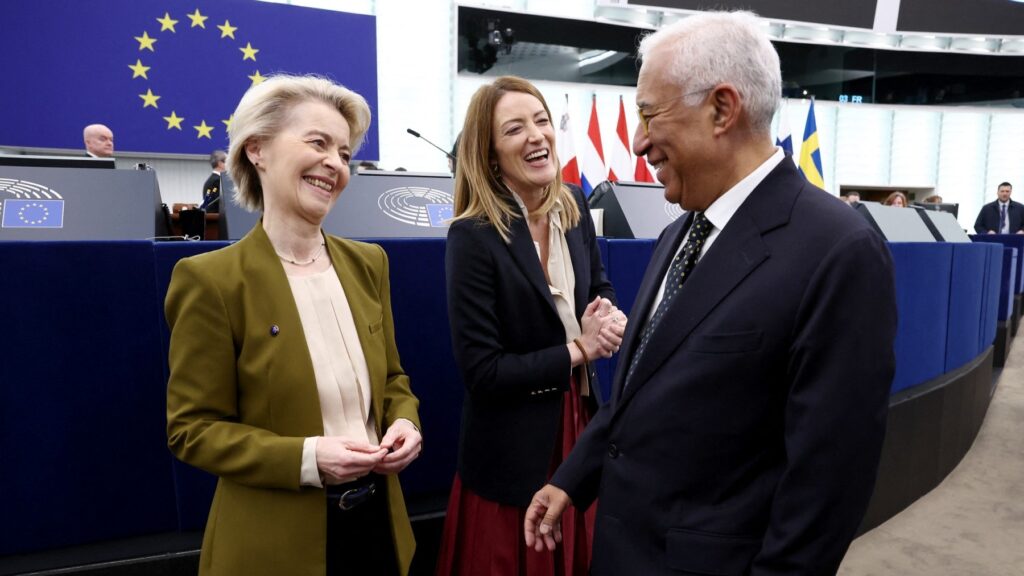 European Parliament President Roberta Metsola (C) with European Commission President Ursula von der Leyen (L) and European Council President António Costa prior to a debate on the conclusions of the European Council meeting of December 19, 2024.