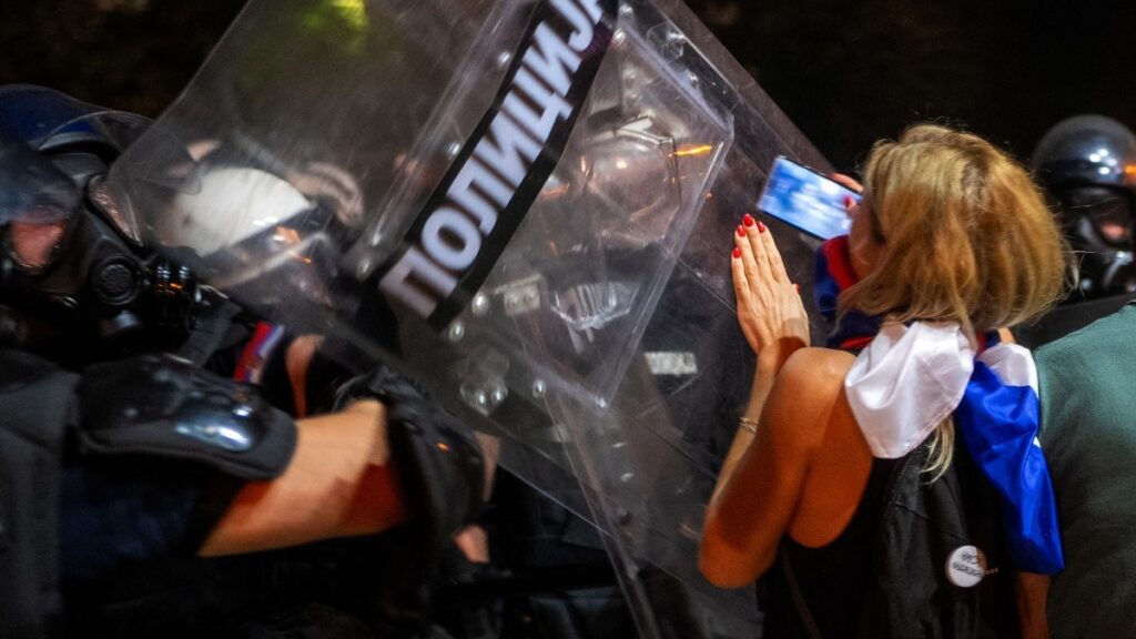 Police units clash with anti-government protesters in the Serbian city of Novi Sad on September 5, 2025, after several thousand rallied seeking early elections.