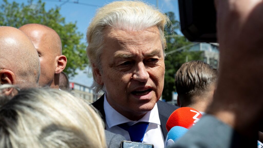 Immigration Takes Centre Stage as Dutch Left Moves to Stop Wilders