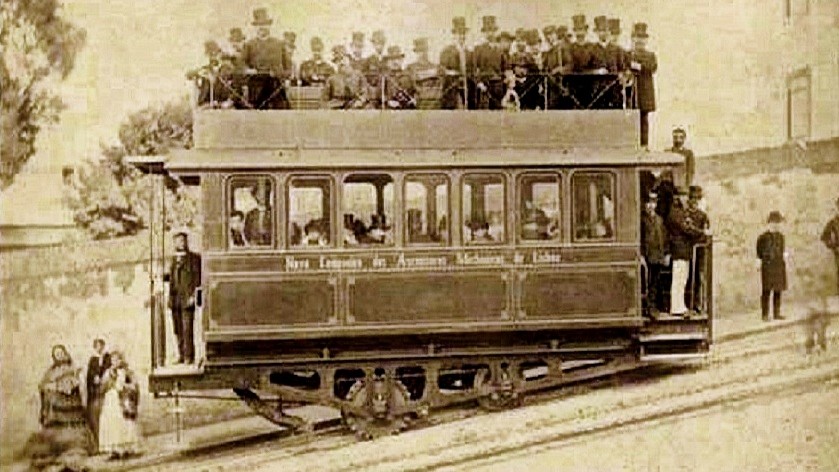 The Glória funicular on october 24, 1885