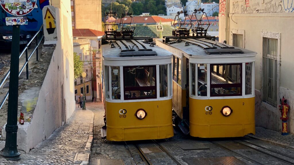 Cars of the Glória funicular tramway