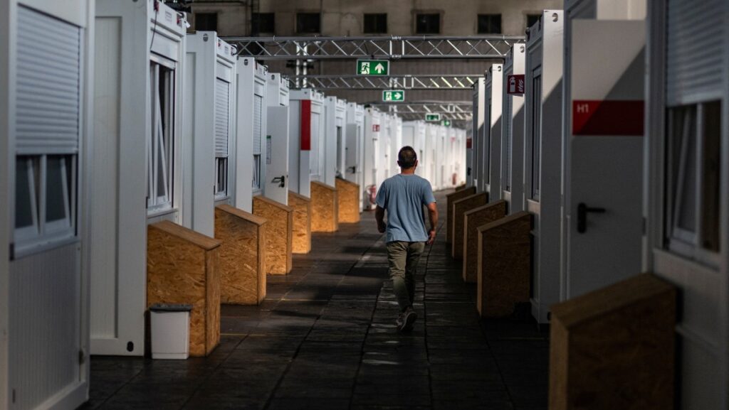 Rising Poverty Exposes German Integration Failures