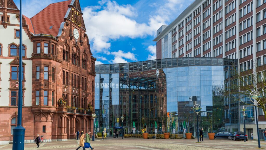 Despite Clear Warning, German City Renews Firewall Against AfD