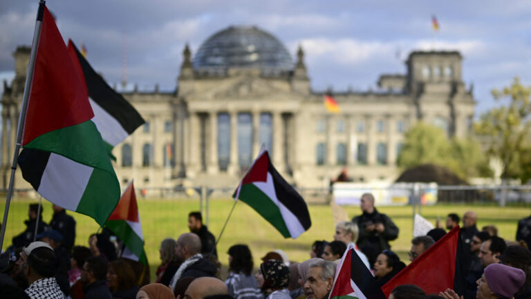 UK Arrests Son of Senior Hamas Figure in Germany Terror Plot